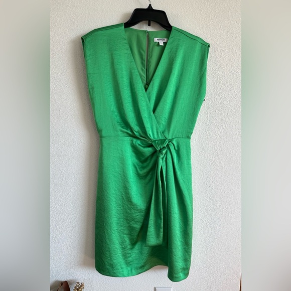 Express Dresses & Skirts - Express Faux wrap dress